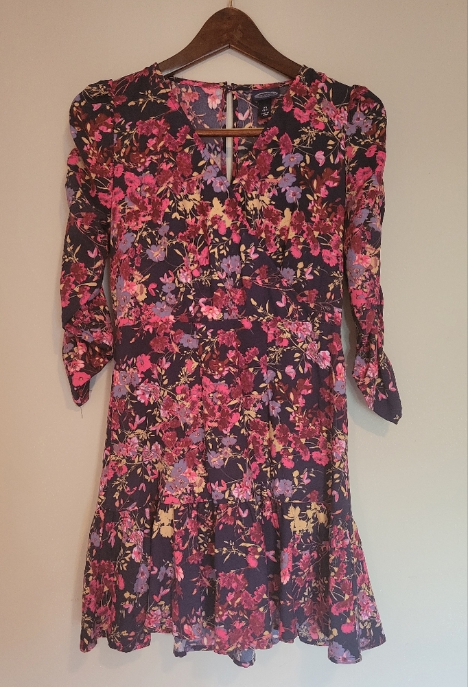 Scoop Floral Purple Mini With Rouching and Ruffle Hemline size small